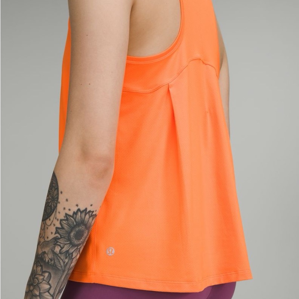 Eu Exclusive Lululemon Essentials Training Tank T… - image 1